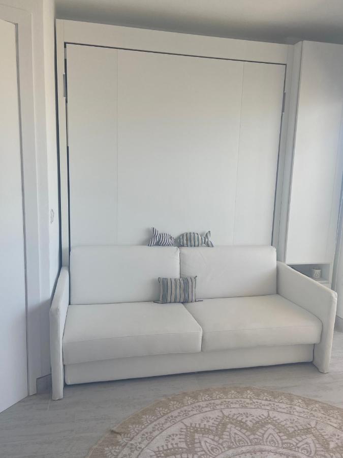 Ferienwohnung A 2 Passi Dal Mare! Es Pujols Exterior foto